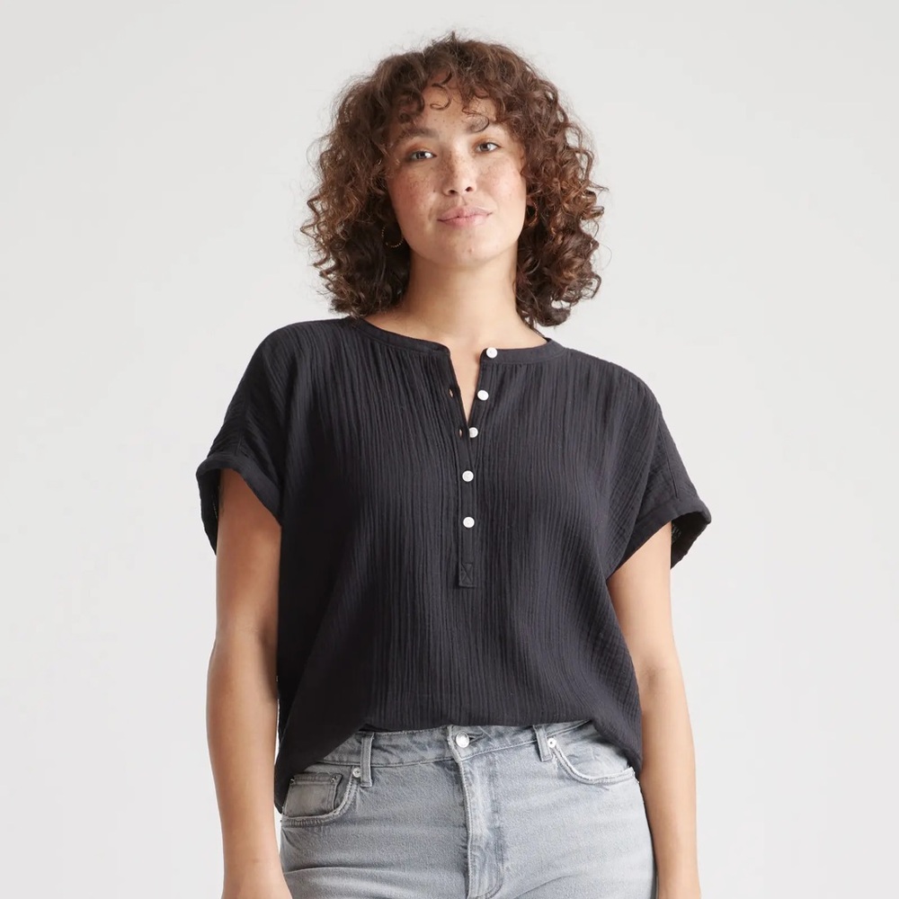 Quince Organic Cotton Gauze Button Top